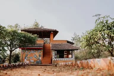 Mud House